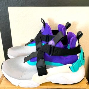 Nike Air Huarache City